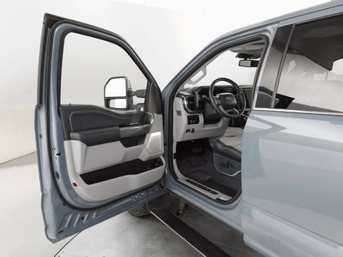 Used 2023 Ford F250 Limited w/ FX4 Off-Road Package image 12