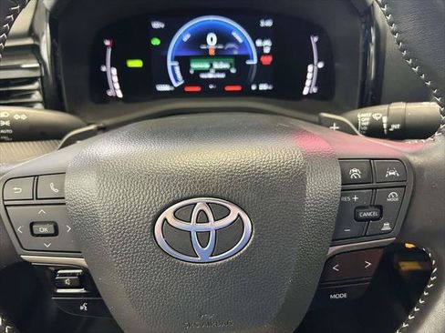 Certified 2025 Toyota Camry SE FWD image 27