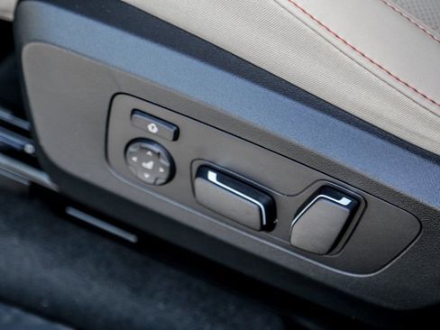 New 2026 BMW X3 xDrive30 w/ Convenience Package image 18