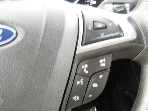 Certified 2018 Ford Fusion SE image 18