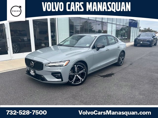 Certified 2025 Volvo S60 B5 Plus AWD/4WD image 1