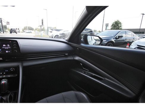 Certified 2022 Hyundai Elantra N Line FWD image 13