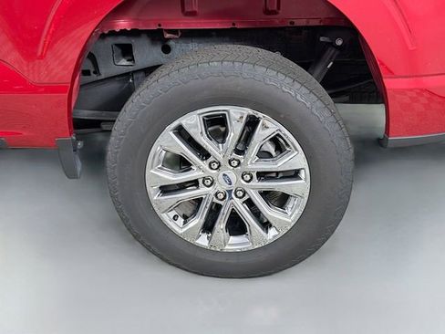 Used 2025 Ford F150 Lariat w/ Equipment Group 501A Mid AWD/4WD image 37