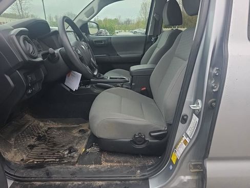 Used 2023 Toyota Tacoma SR AWD/4WD image 11