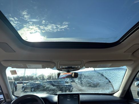 Used 2022 Lincoln Aviator Reserve w/ Equipment Group 201A image 28