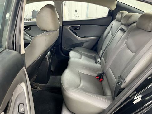 Used 2013 Hyundai Elantra Limited FWD image 22