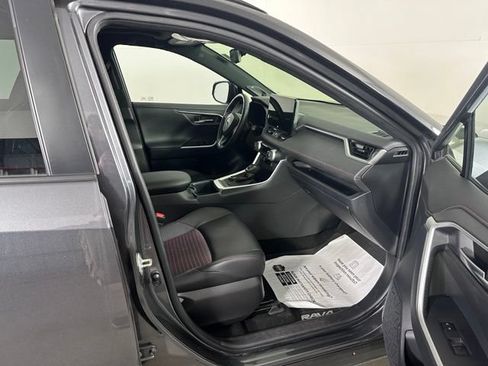 Used 2024 Toyota RAV4 XSE AWD/4WD image 10