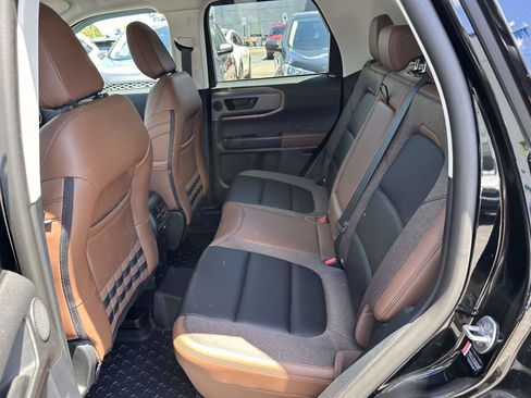 Used 2025 Ford Bronco Sport Outer Banks w/ Outer Banks Tech Package+ AWD/4WD image 14
