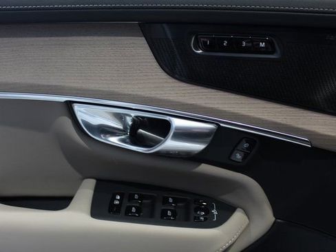New 2026 Volvo XC90 B6 Ultra w/ Lounge Package AWD/4WD image 17