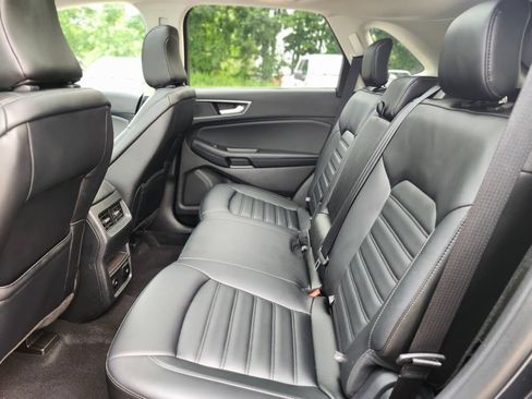 Certified 2024 Ford Edge SEL w/ Convenience Package AWD/4WD image 16