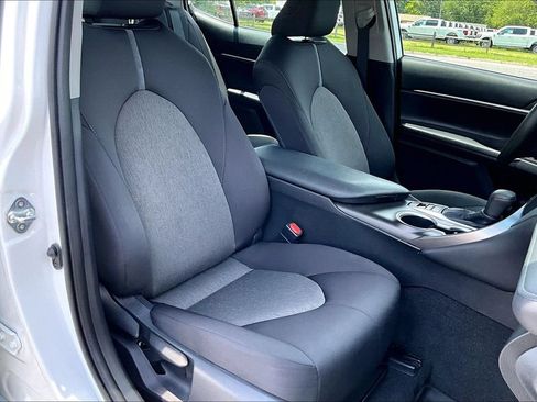 Used 2021 Toyota Camry LE w/ Protection Package (Q2) (TMS) FWD image 7
