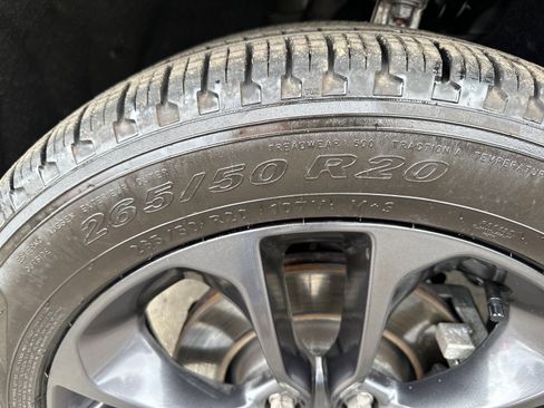 Used 2025 Dodge Durango GT image 15