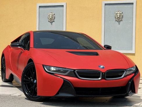 Used 2017 BMW i8 AWD/4WD image 9