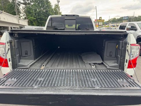 Used 2017 Nissan Titan Platinum Reserve AWD/4WD image 14