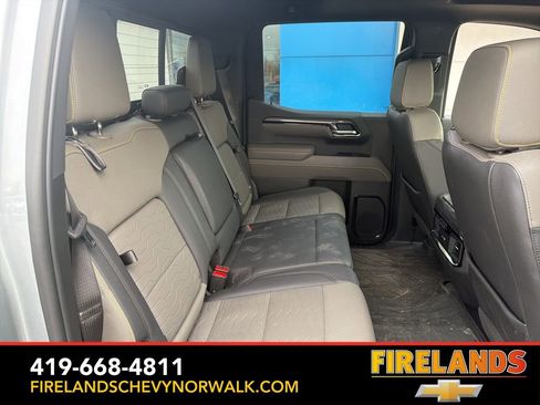 Used 2023 Chevrolet Silverado 1500 ZR2 image 50