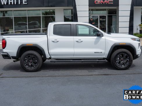 Used 2025 GMC Canyon Elevation w/ Convenience Package AWD/4WD image 2