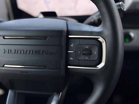 Used 2025 GMC Hummer EV 3X AWD/4WD image 15