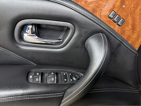 Used 2019 INFINITI QX80 Luxe RWD image 18
