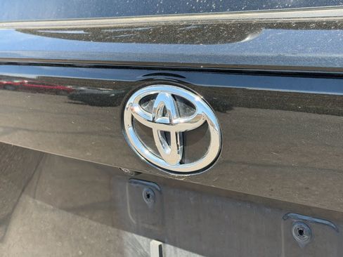 Used 2025 Toyota RAV4 XLE FWD image 7