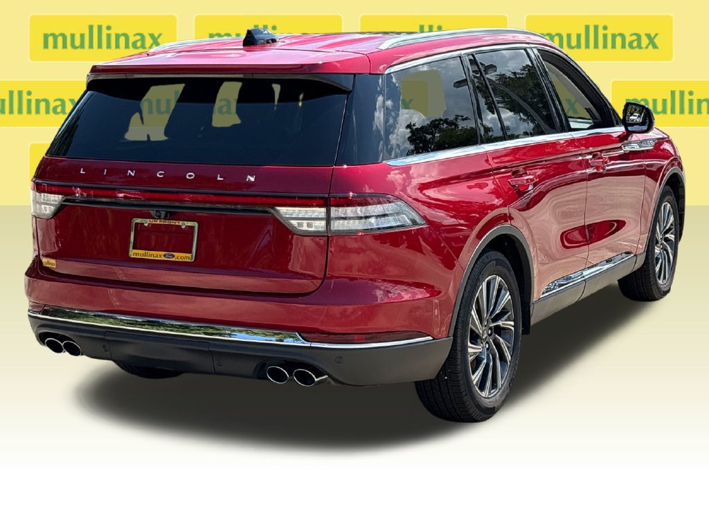 Used 2025 Lincoln Aviator 2WD w/ Equipment Group 101A image 4