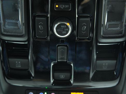 New 2026 GMC Yukon XL Elevation w/ Elevation Premium Package image 44