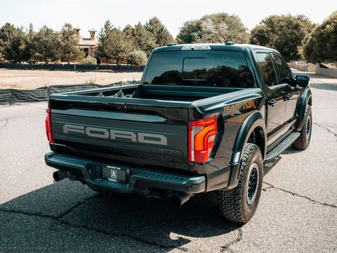 Used 2024 Ford F150 Raptor AWD/4WD image 17