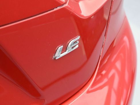 Used 2020 Toyota Corolla LE image 33