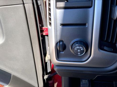 Used 2018 GMC Sierra 1500 SLT w/ Texas SLT Premium Package image 32