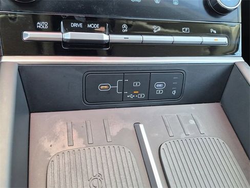 Used 2025 Hyundai Santa Fe SEL image 40