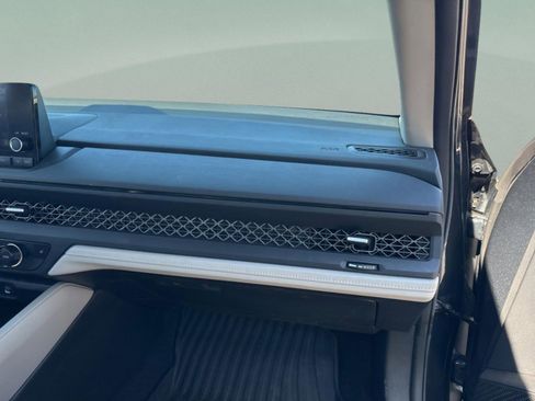 Used 2023 Honda Accord EX image 33