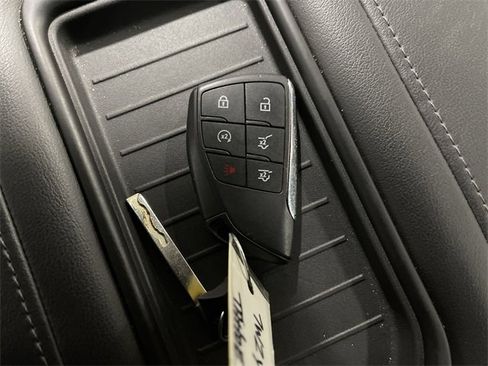 Used 2023 Chevrolet Tahoe LT image 34