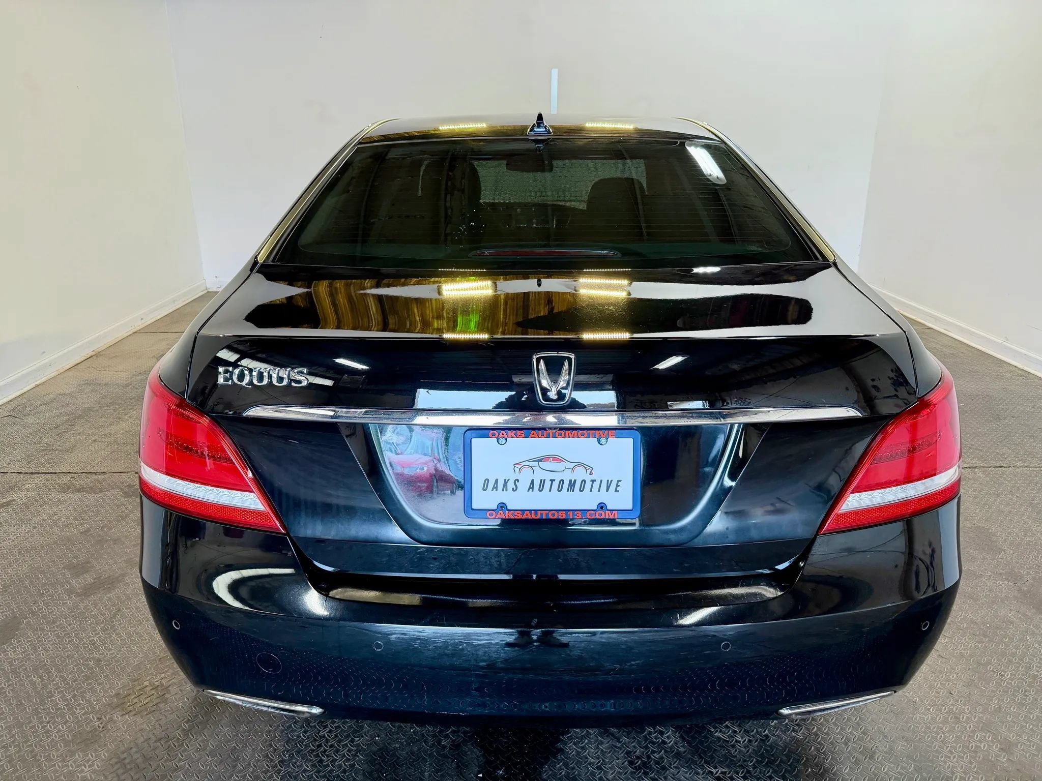 Used 2016 Hyundai Equus Ultimate RWD image 6