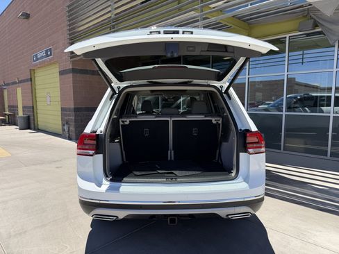 Used 2018 Volkswagen Atlas SEL Premium AWD/4WD image 37