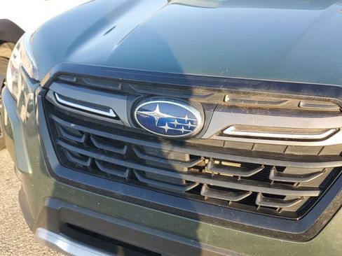 Used 2023 Subaru Forester Touring AWD/4WD image 5