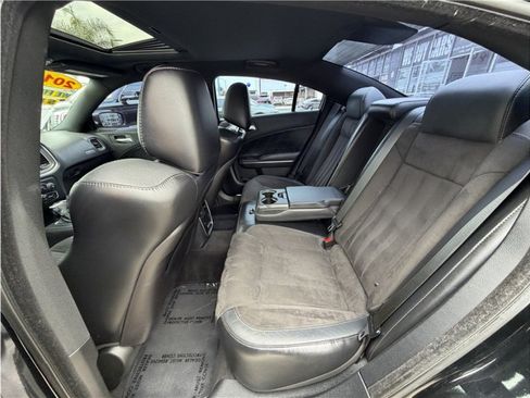 Used 2015 Dodge Charger R/T RWD image 24