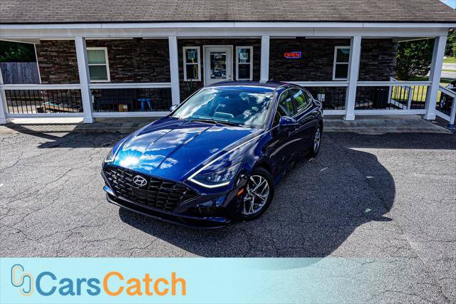 Used 2022 Hyundai Sonata SEL w/ Cargo Package FWD image 2
