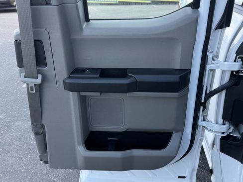 Used 2018 Ford F150 XL w/ Equipment Group 101A Mid RWD image 52