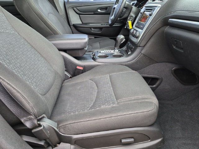 Used 2016 GMC Acadia SLE FWD image 18