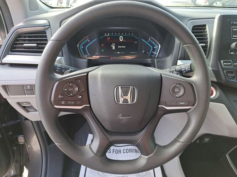 Used 2019 Honda Odyssey LX image 17