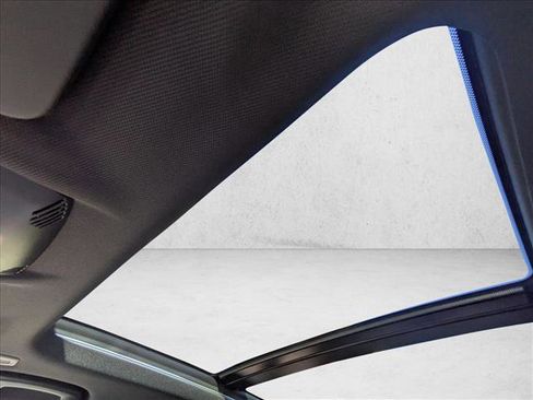 Used 2026 BMW X1 xDrive28i w/ Technology Package image 15