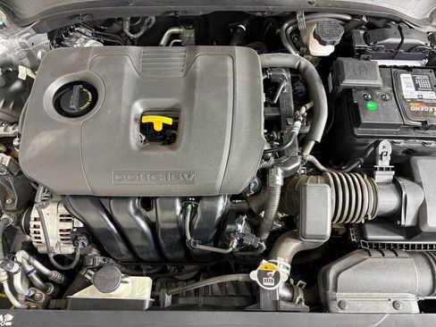 Used 2023 Kia Forte GT-Line image 38