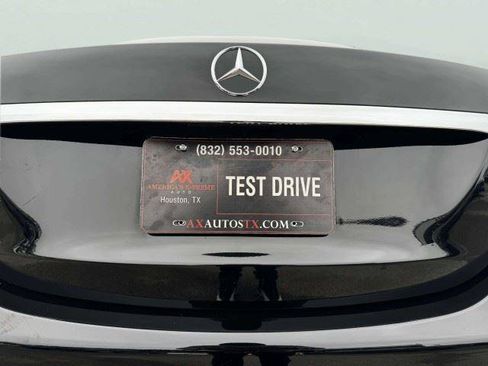 Used 2019 Mercedes-Benz E 300 w/ Premium 1 Package image 17
