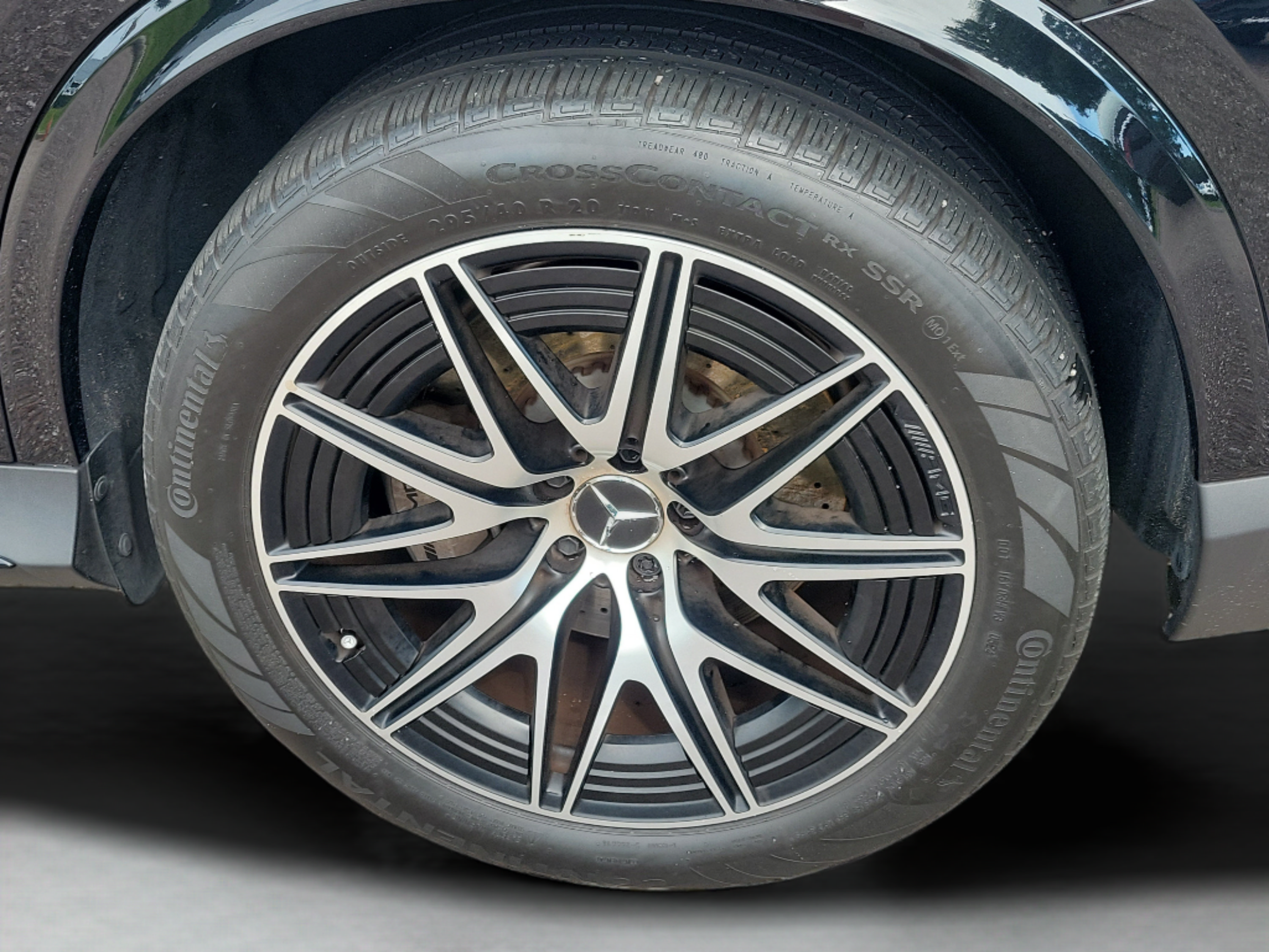 Certified 2024 Mercedes-Benz GLC 43 AMG 4MATIC image 28