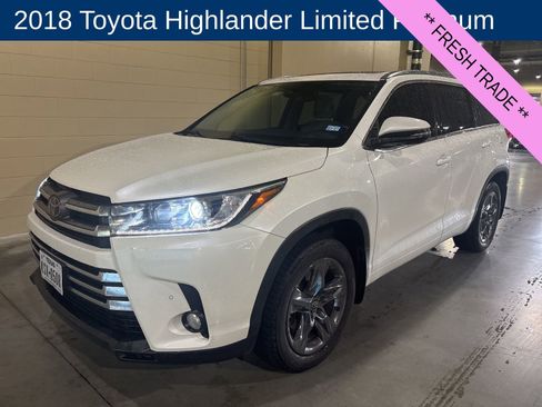 Used 2018 Toyota Highlander Limited Platinum FWD image 1