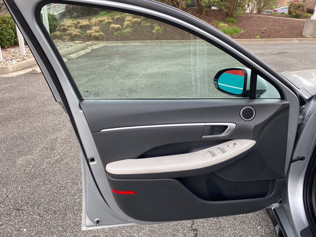 Used 2024 Hyundai Sonata SEL FWD image 10