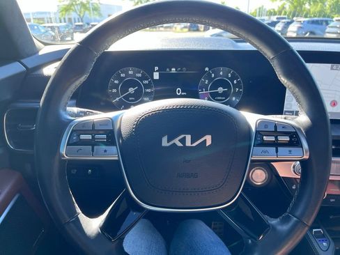 Certified 2023 Kia Telluride SX Prestige AWD/4WD image 14