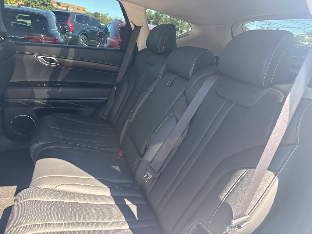 Used 2021 Genesis GV80 2.5T AWD/4WD image 14