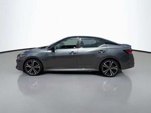 Used 2023 Nissan Sentra SR w/ Electronics Package FWD image 4