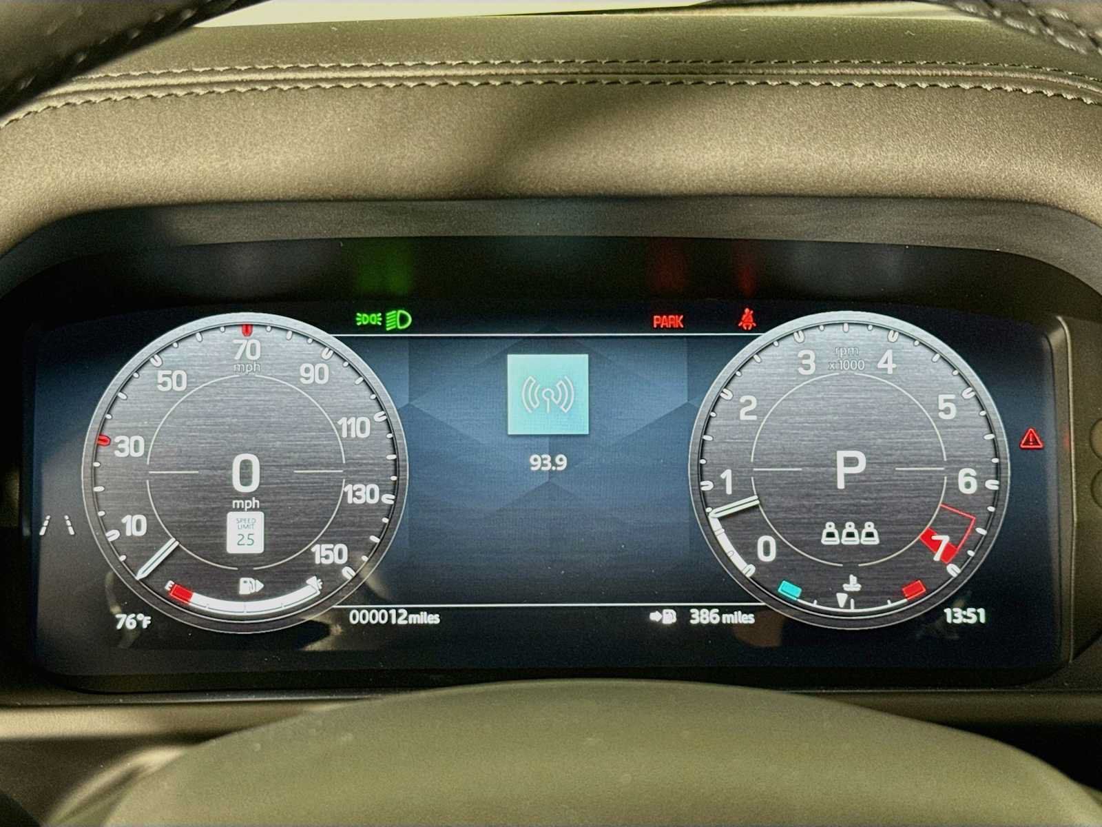 New 2026 Land Rover Defender 110 S AWD/4WD image 12