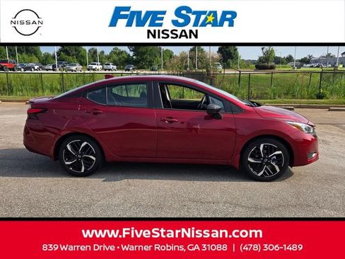 Used 2025 Nissan Versa SR w/ Trunk Package FWD image 15